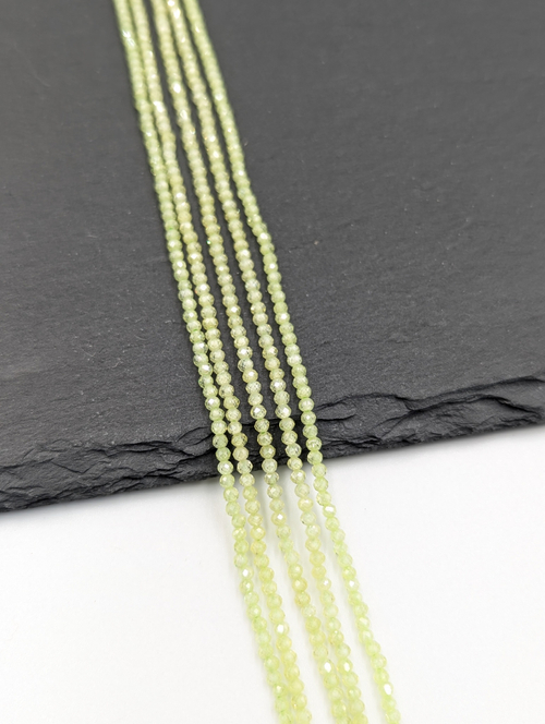 Фианиты (кубический цирконий) 2мм, салатовый