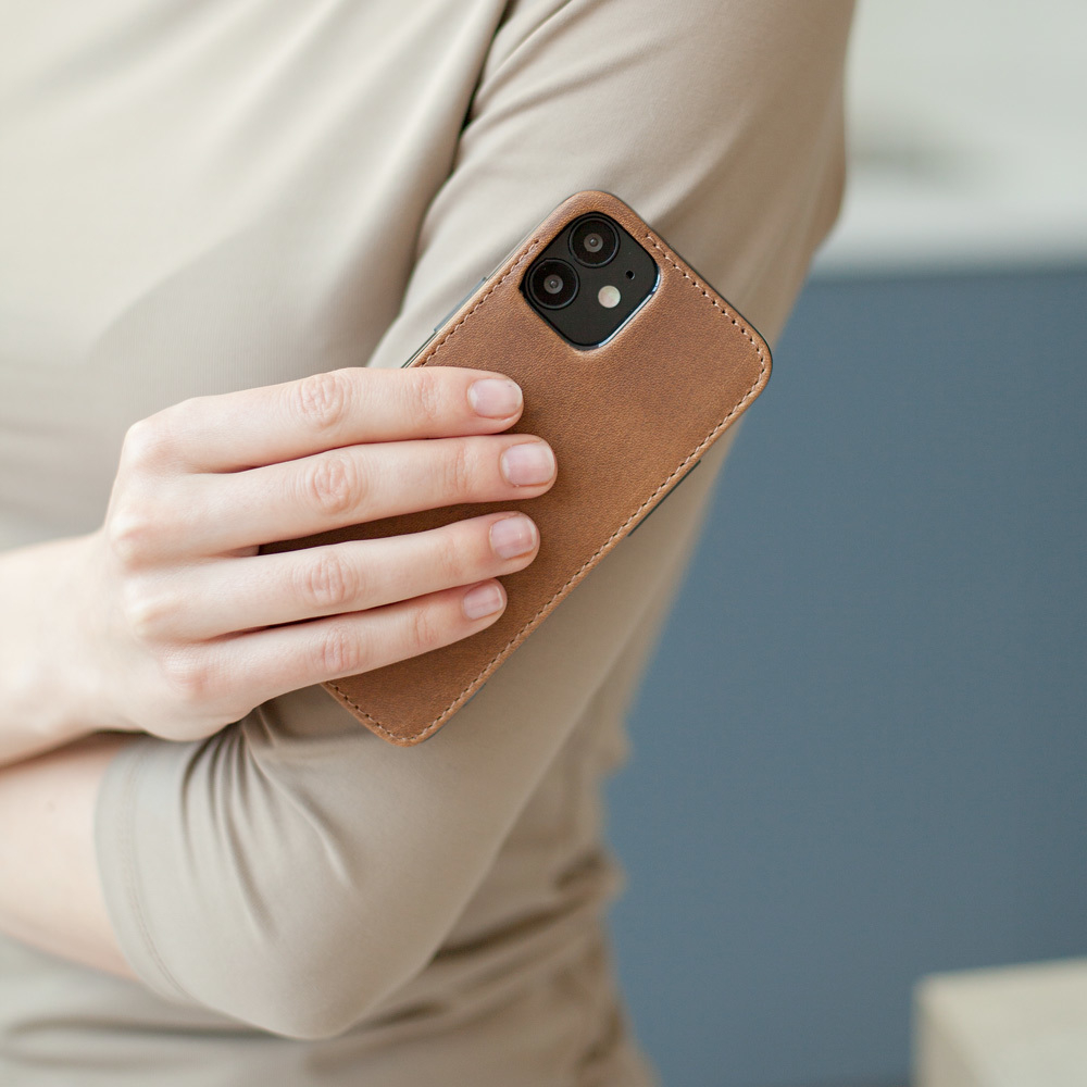Чехол-накладка для iPhone 12 Mini из натуральной кожи теленка, цвета винтаж  за 3 745 Р
