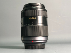 Lumix G Vario 45-200mm MFT Царапка на передней линзе