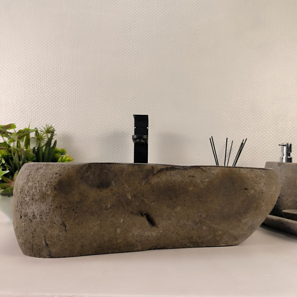Раковина из речного камня RS-64865 56*41*15 0862
