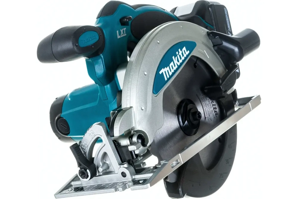 Аккумуляторная дисковая пила Makita DSS610RF