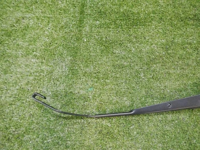 Поводок дворника передний левый Cadillac XT6 (2019-н.в.)