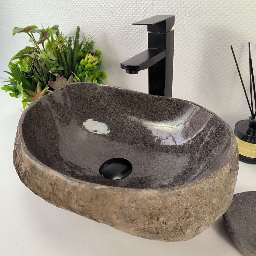 Раковина из речного камня RS-65140 44*32*15 0861