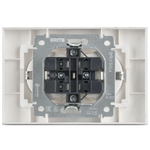 Розетка 2-м СП BRITE РСПл12-3-БрАБ 16А в сборе с заземл. без защ. шторок плоская арктич. бел. IEK BR-R27-16-K91-F