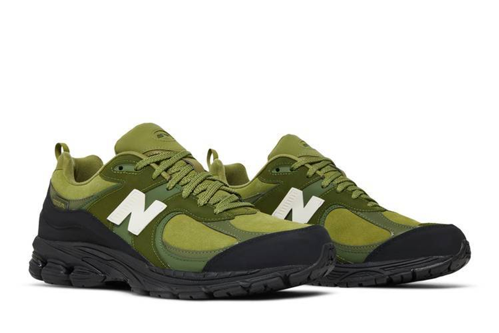 Кроссовки The Basement X New Balance Nb 2002R