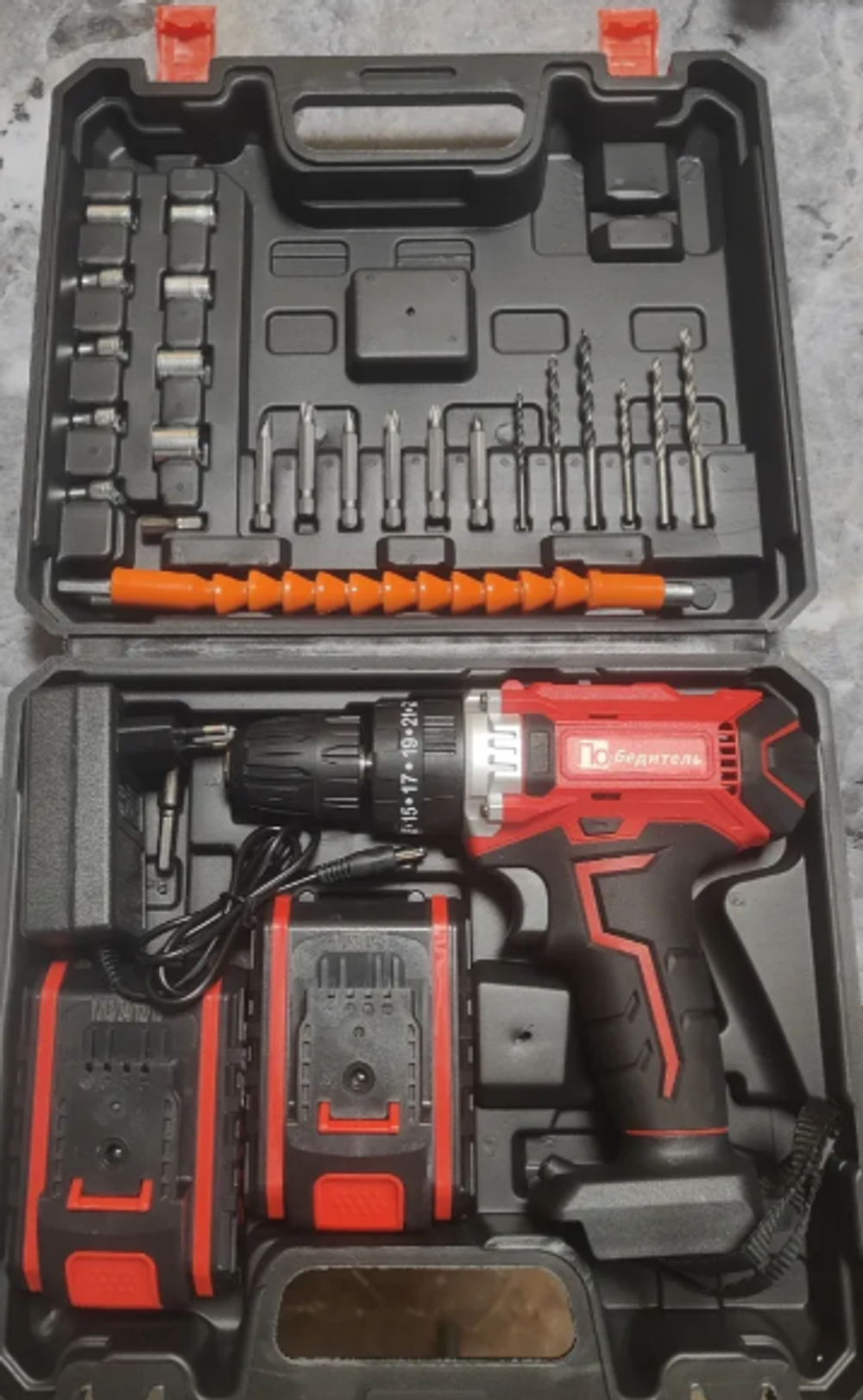 Дрель шуруповерт аккумуляторный в кейсе 2 аккумулятора 21 В, 2 Ач, 25 предметов