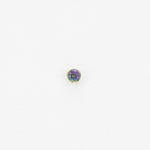 3-Prong-set gem tops with colored gem