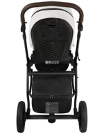Детская коляска Roan Esso Кожа 3 в 1 с автокреслом Pituso Baesa Pro Black ESSK/215/1 White/Black/руч.Тем.коричневый