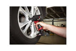 Аккумуляторный гайковерт Milwaukee M12 FIWF12-422X FUEL 4933464616