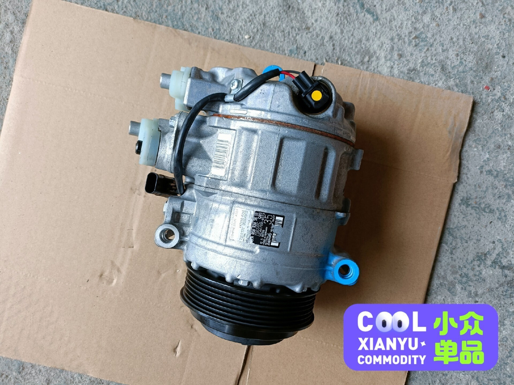 Компрессор кондиционера Mercedes-Benz R320 R350 ML350