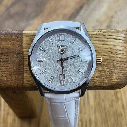 Часы Carrera