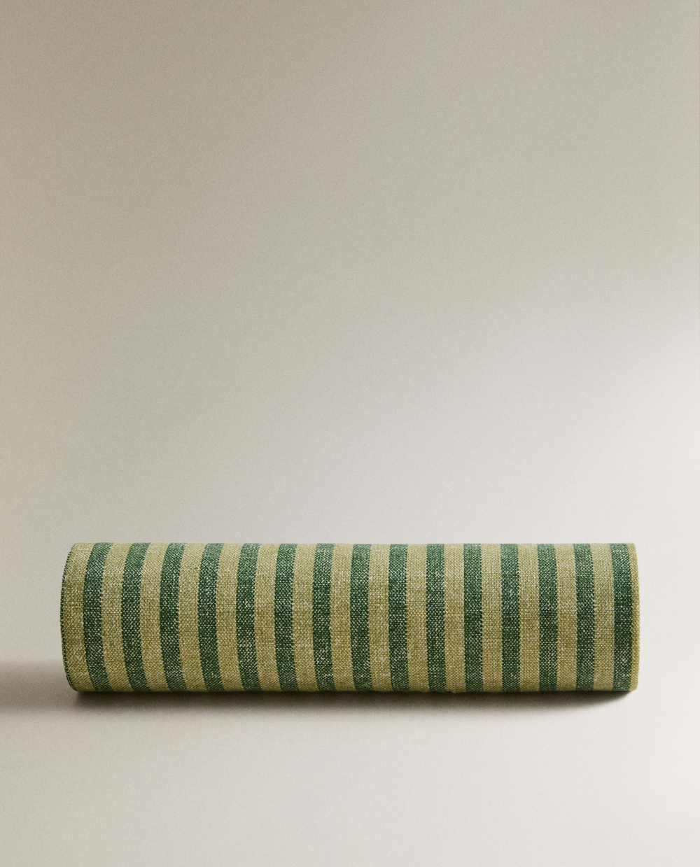 Сервировочные тканевые салфетки Zara Home, зелёный, 20 шт., 1217/022