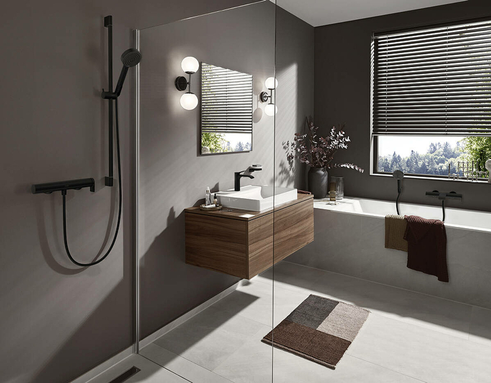 Смеситель для душа Hansgrohe Vivenis 75620670 черный матовый