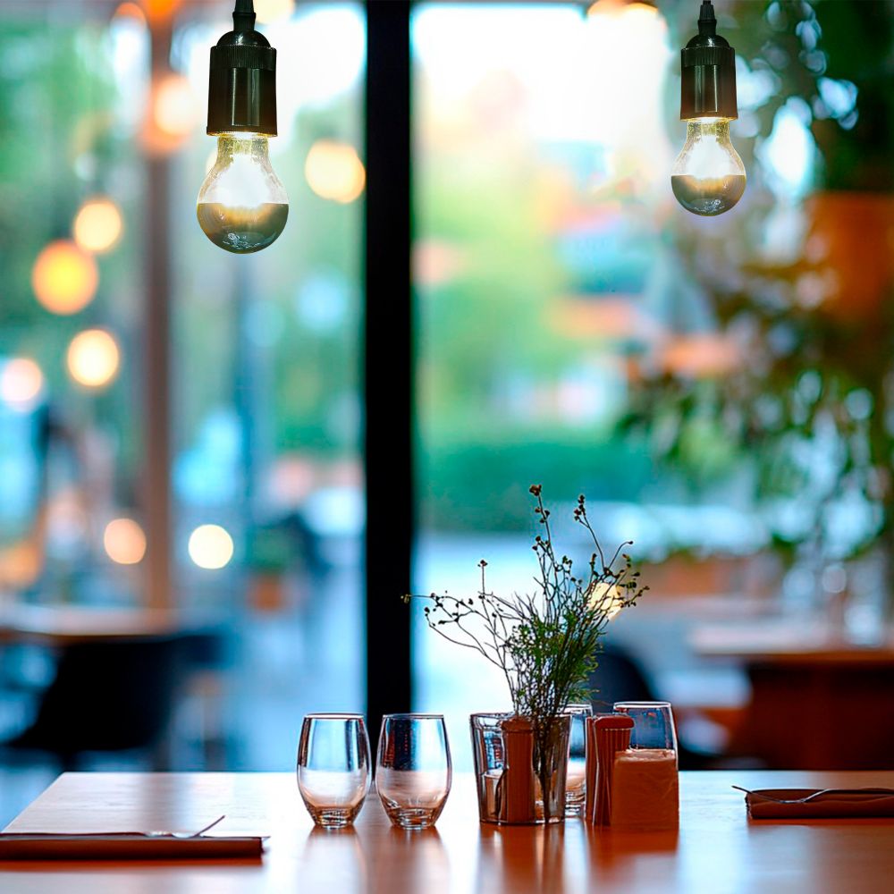 LED-A60-4W-4000K-E27-CL MIRROR-CHROME PLS02WH Лампа светодиодная. Форма A. прозрачная колба с зеркальным отражателем. Серия Sky. Белый свет 4000K. Картон. ТМ Uniel