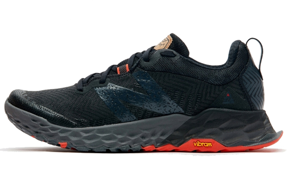 Fresh Foam Hierro New Balance v6 "Black Red"