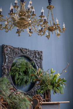 Букет символ года Green wooden snake