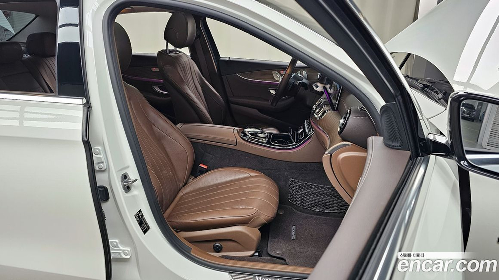 Mercedes-Benz E-Class W213 E300e 4MATIC Exclusive (07.2020)