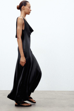 ZARA ДЛИННОЕ АТЛАСНОЕ ПЛАТЬЕ ИЗ КОЛЛЕКЦИИ ZW, ЧЕРНЫЙ