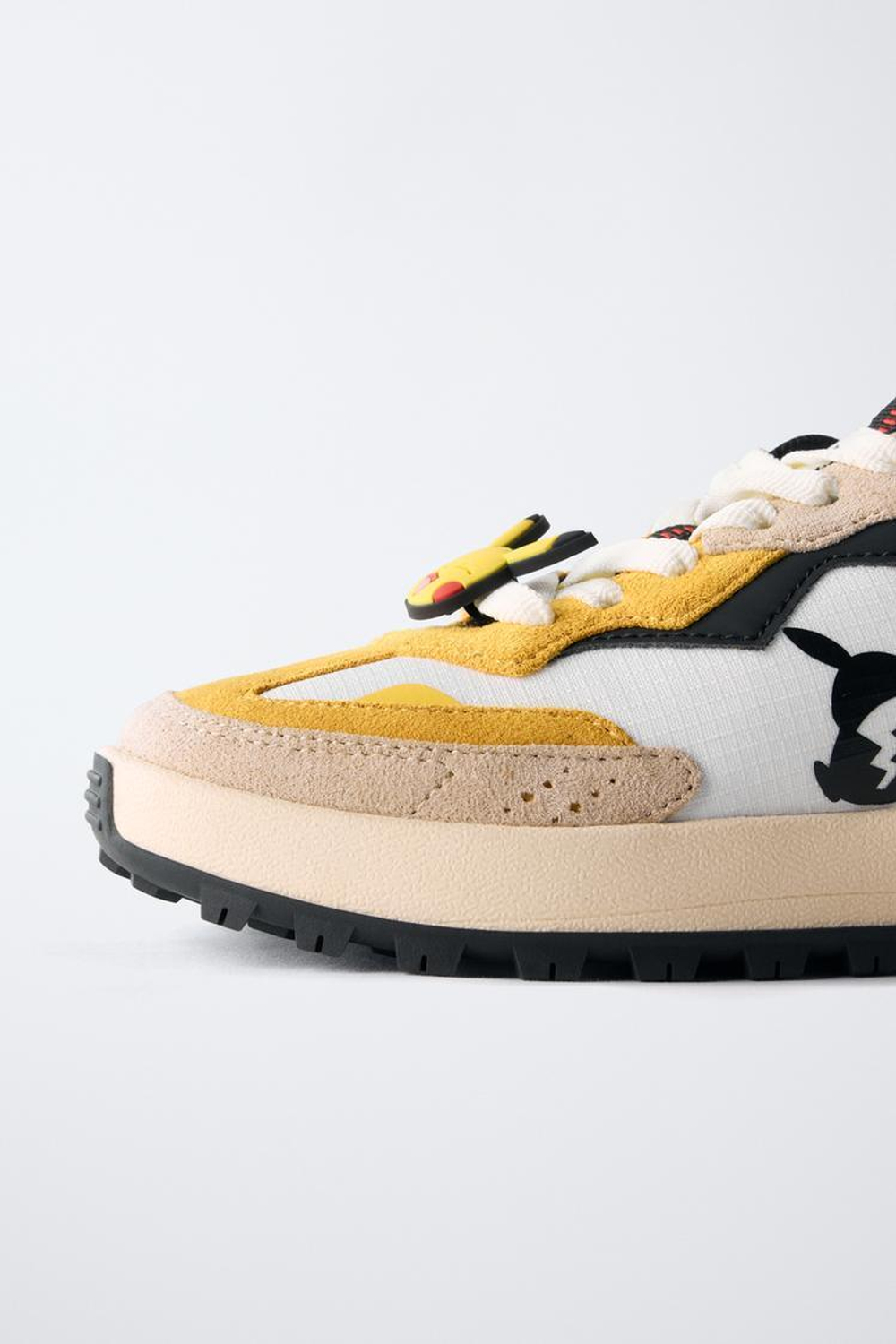 ZARA КРОССОВКИ PIKACHU POKÉMON™, ЖЕЛТЫЙ