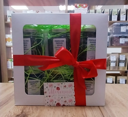 Подарочный набор 6 чая (3 зеленых, 3 черных)