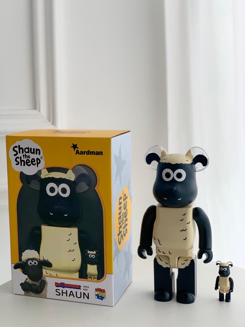 Bearbrick Shaun The Sheep 400% + 100%