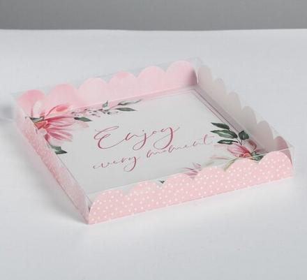 Коробка для кондитерских изделий с PVC крышкой «Enjoy every moment», 21*21*3 см