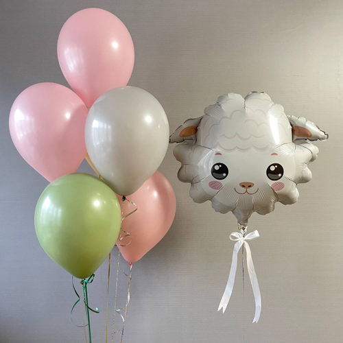 Овечка с нежными шарами