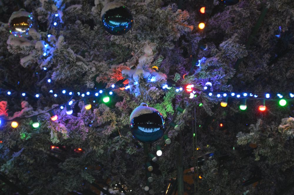 Уличная елка ствольная "Альпийская изумрудная" (пвх бело-зелёная) 22 м