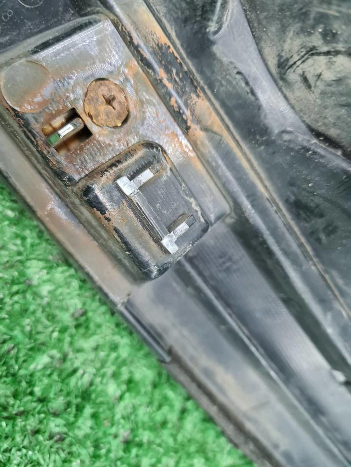 Решетка радиатора Infiniti QX80 (2017-2020)