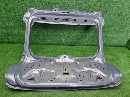 Крышка багажника Volvo XC40 (2017-н.в.)