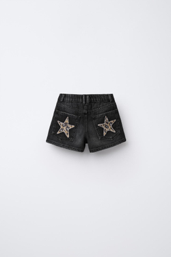 ZARA ДЖИНСОВЫЕ ШОРТЫ С АНИМАЛИСТИЧЕСКИМ ПРИНТОМ И НАШИВКАМИ «ЗВЕЗДЫ», ЧЕРНЫЙ