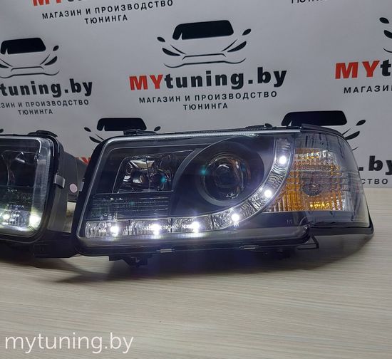 Передние фары DAYLIGHT BLACK для Audi 80 B4