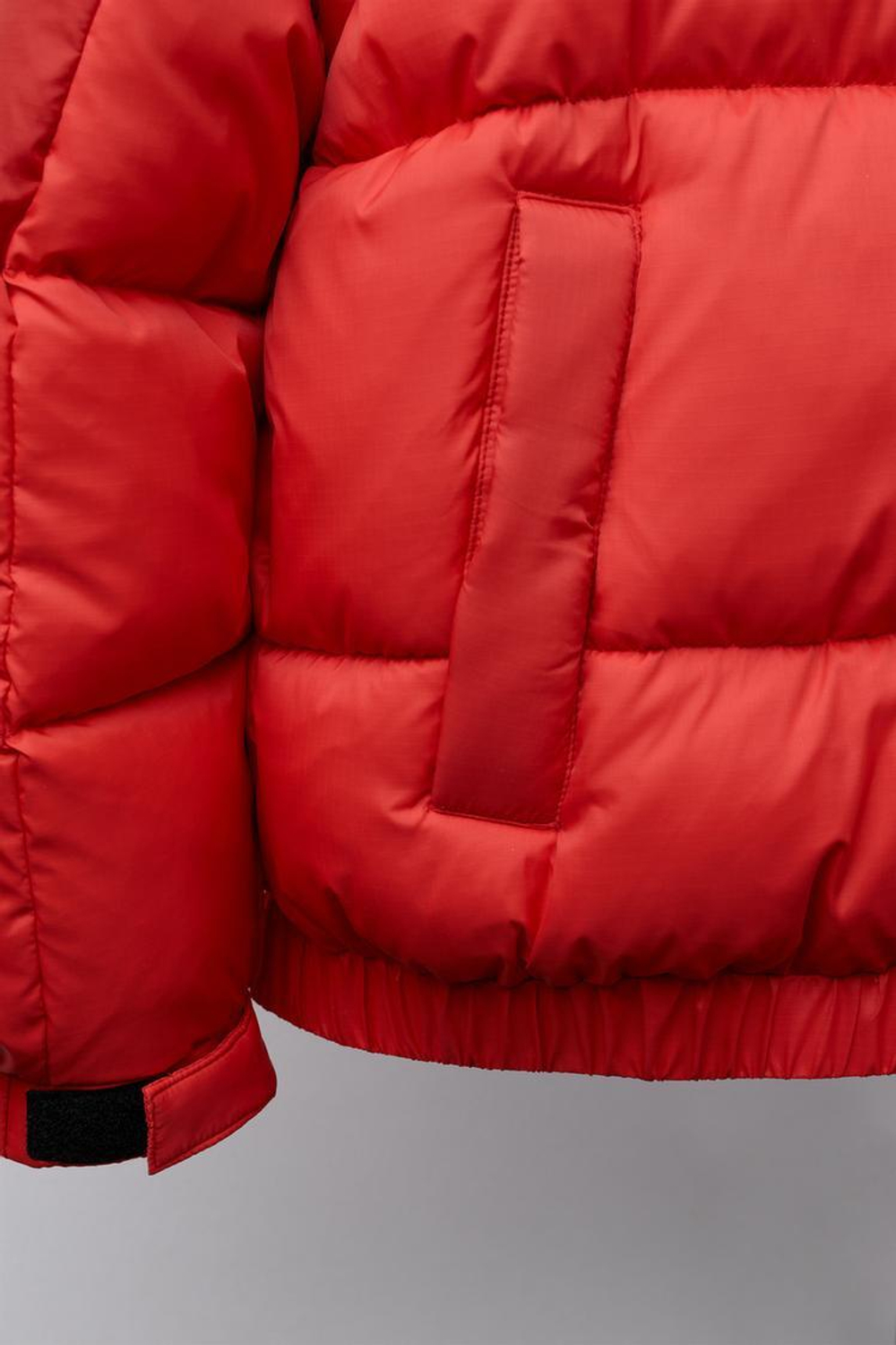 ZARA СТЕГАНАЯ КУРТКА С НАДПИСЬЮ, КРАСНЫЙ