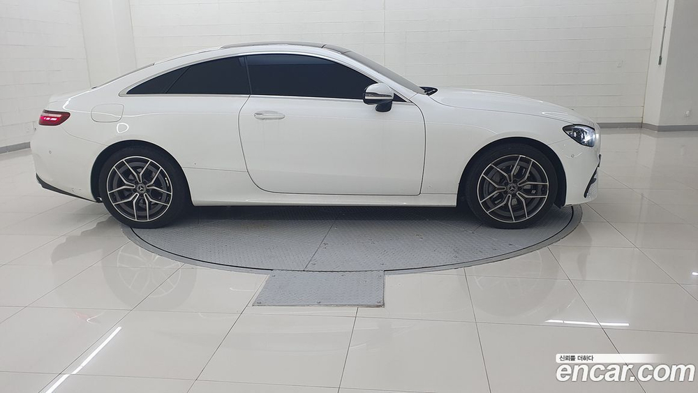 Mercedes-Benz E-Class W213 E300d 4MATIC Coupe (12.2022)