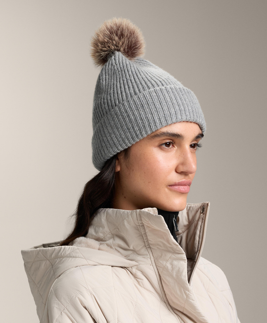 Oysho Вязаная шапка с помпоном из смесовой шерсти, серый