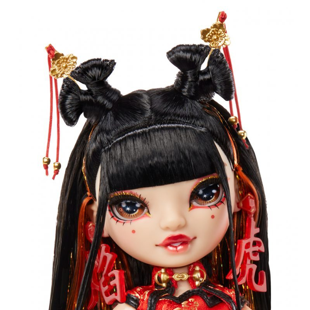 Rainbow High - Модная коллекционная кукла Lily Cheng Year of the Tiger Limited Edition 578536