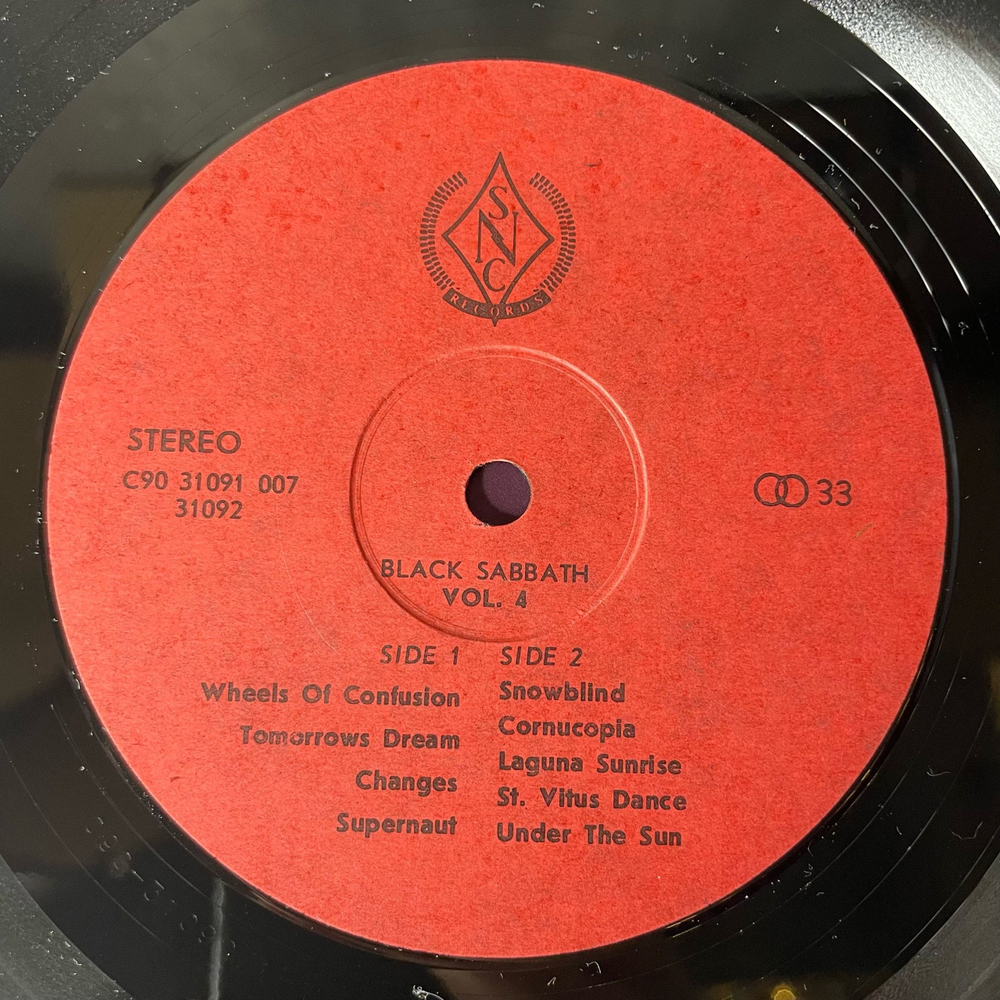 Винтажная виниловая пластинка LP Black Sabbath Vol. 4 (СССР 1990)