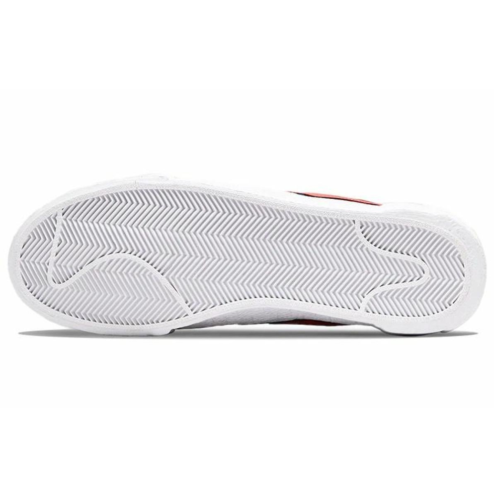Кроссовки KAWS x Nike Blazer "Team Red", DM7901-600