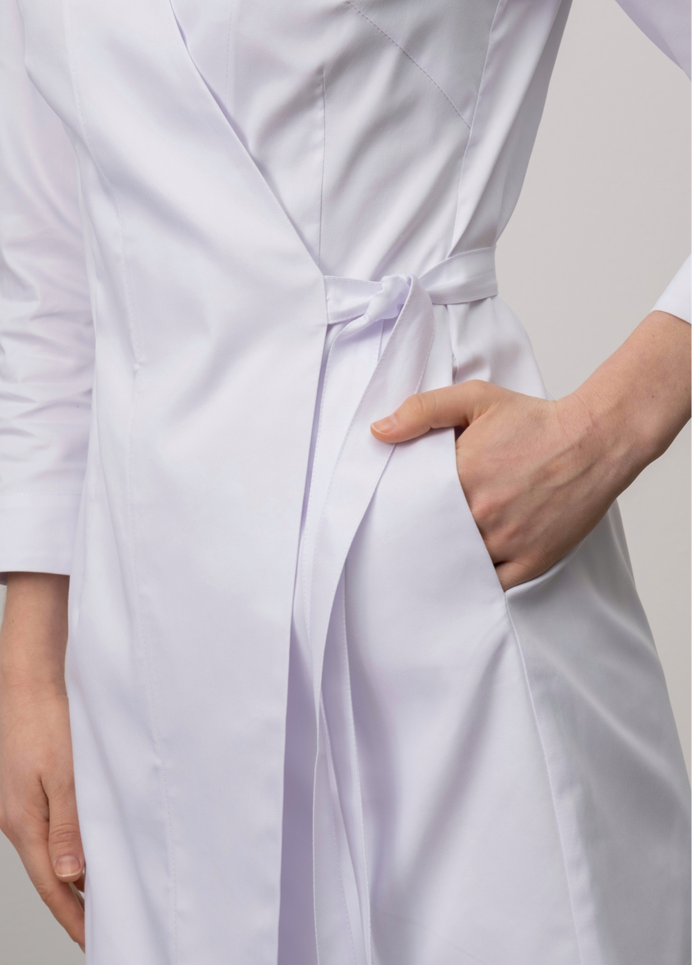 Медицинский халат с запахом