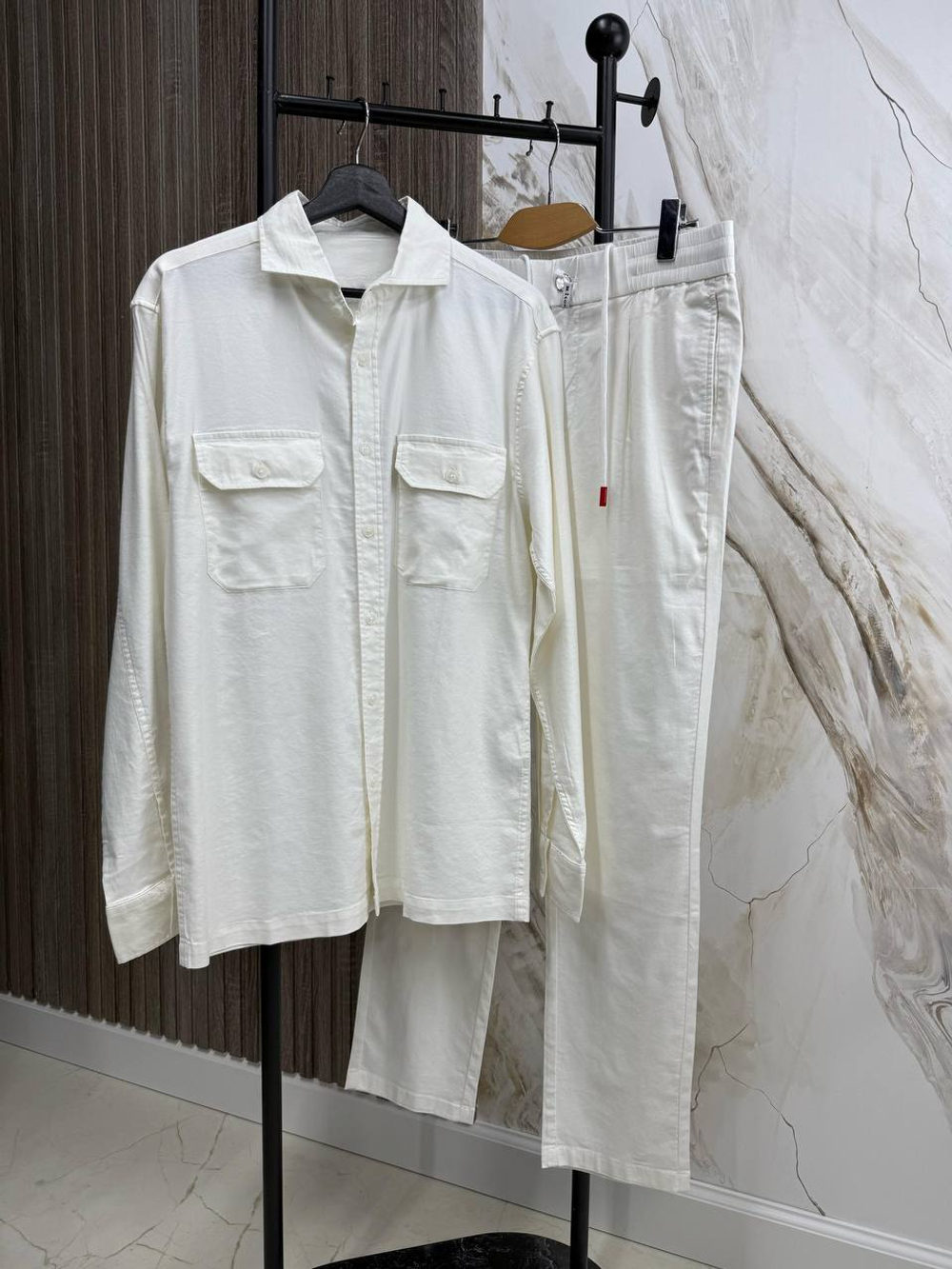 Костюм Kiton