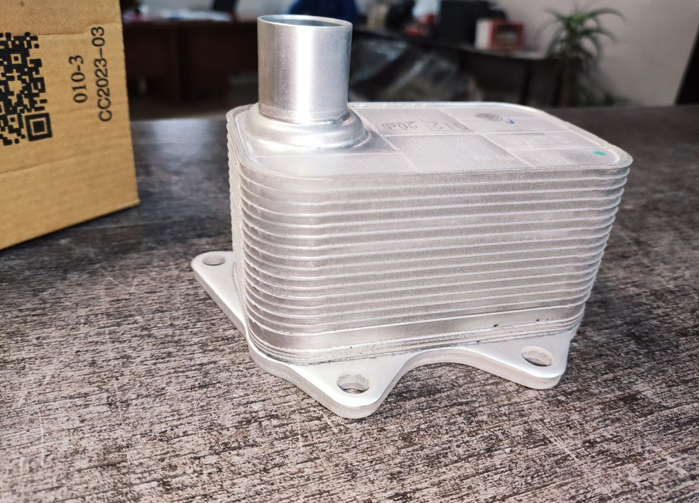 Радиатор масляный охладитель VAG GEN2 1.8T-2.0T