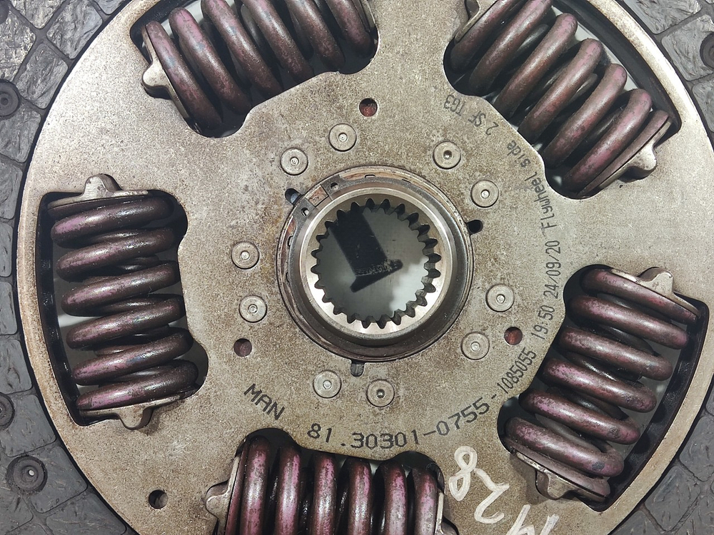 Диск сцепления 2021г