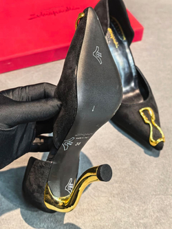 Туфли Schiaparelli