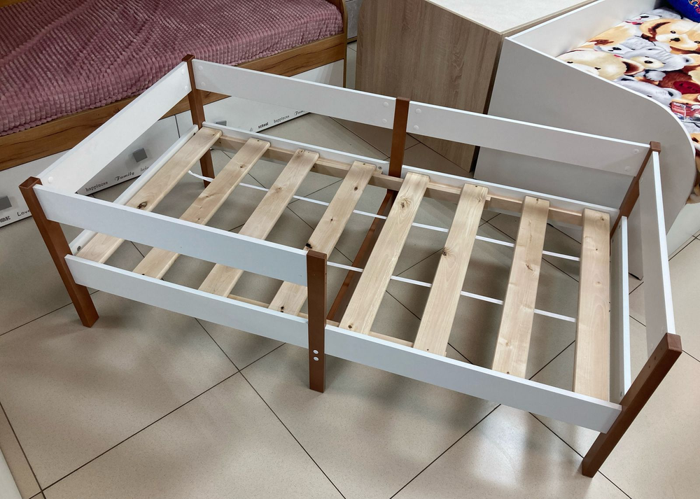 Кровать Умка белый/белый 800*1600