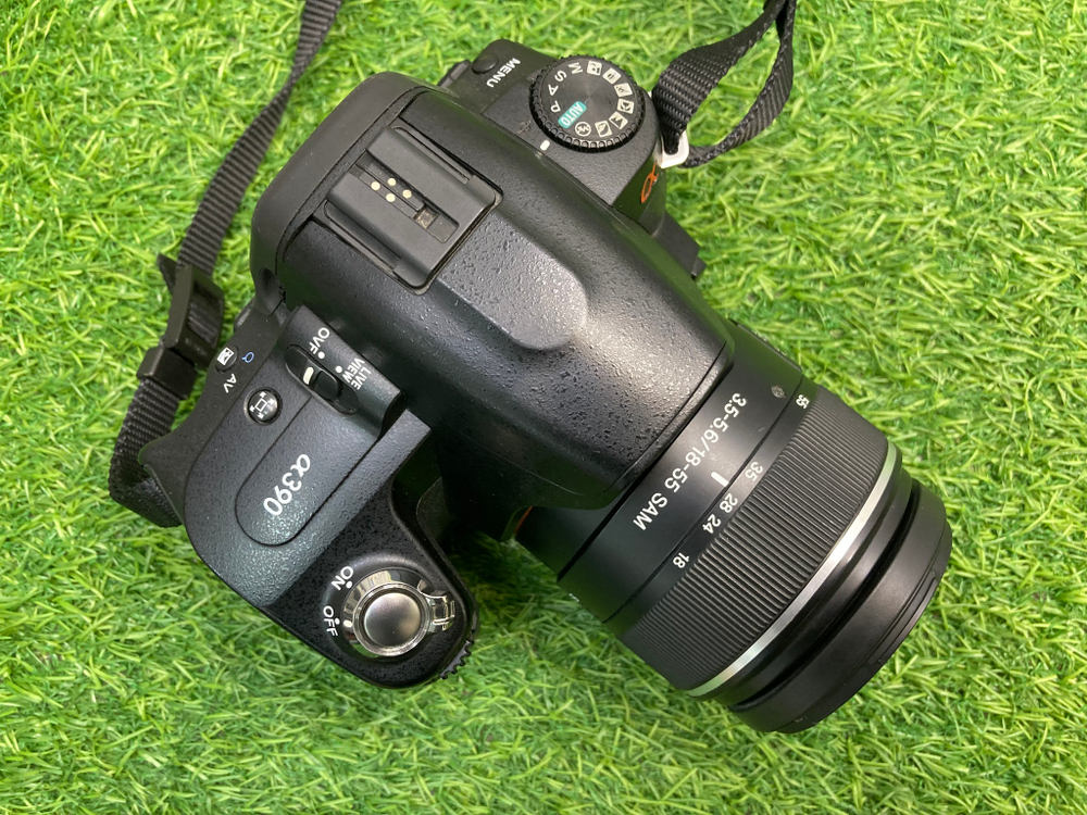 Sony A390 Kit DT 18-55mm SAM 12.400 кадров