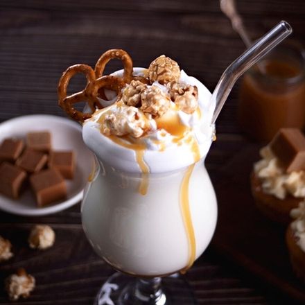 Милкшейк с соленой карамелью (Salted Caramel Milkshake)