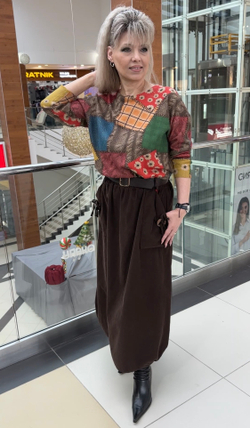 Длинная вельветовая юбка в шоколадном цвете