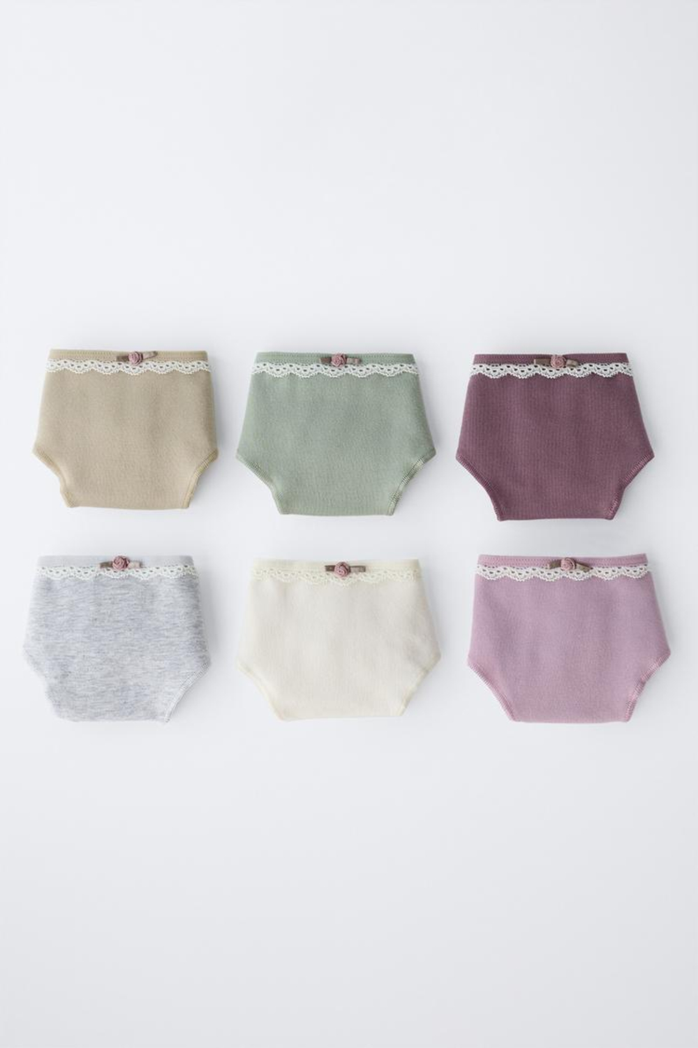 ZARA НАБОР ИЗ ШЕСТИ ТРУСОВ С КРУЖЕВОМ, РАЗНОЦВЕТНЫЙ