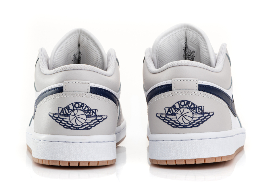 Air Jordan 1 Low "Midnight Navy Neutral Grey"