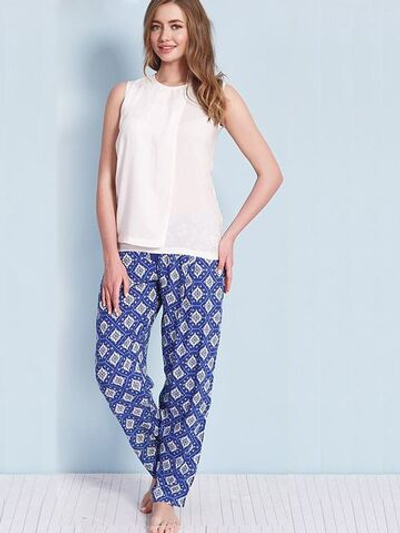 Легкий комплект из вискозы с зауженными брючками (Размер: XL) (Цвет: синий с белым)
